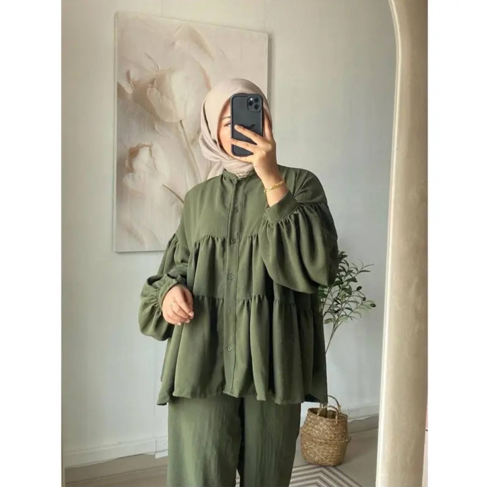 Blouse and pants one set
