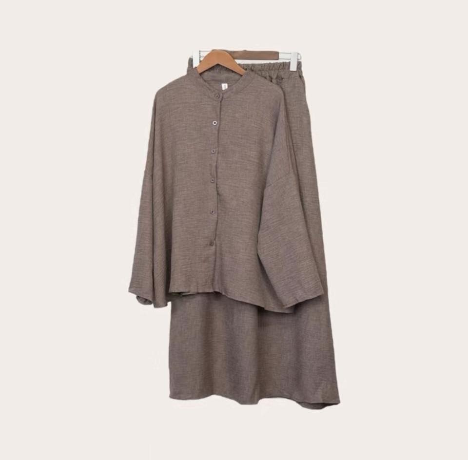 Panda eyes blouse and skirts