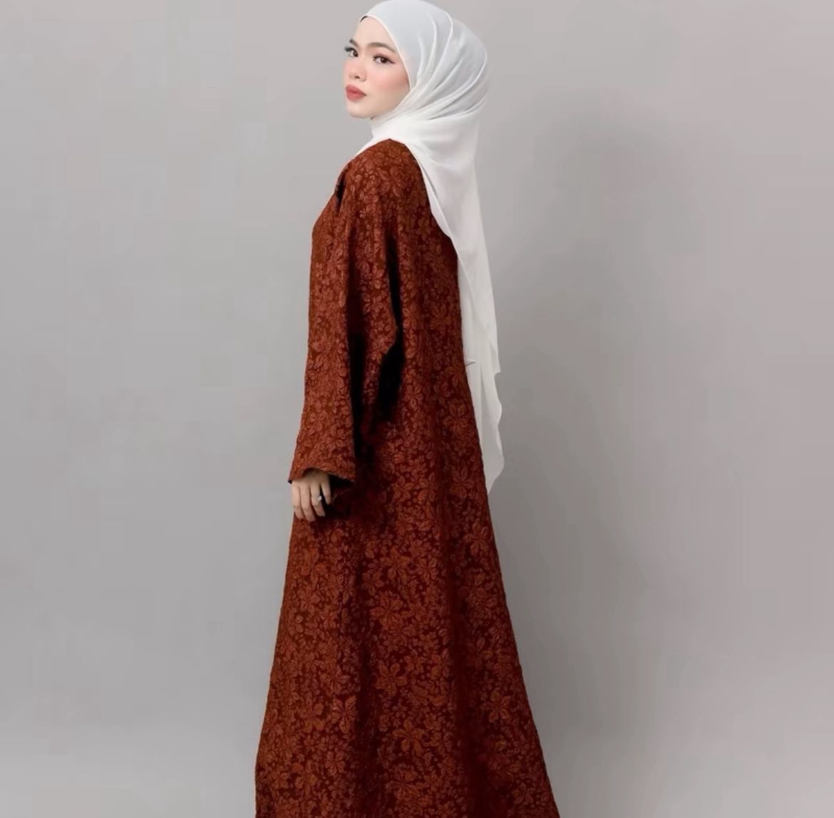 Nuur abaya 